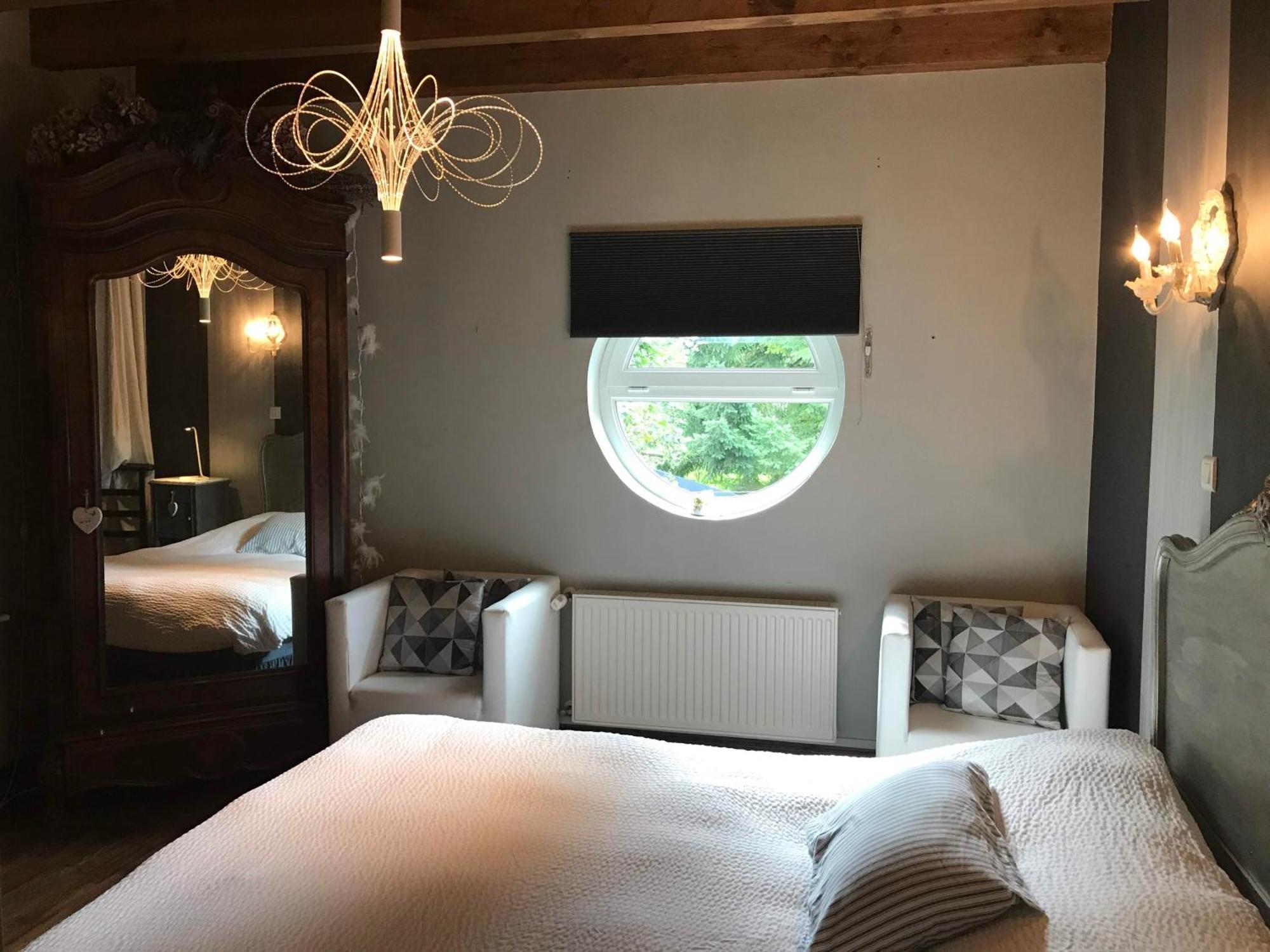Logis Hotel Domaine Du Moulin Saint-Avold Eksteriør billede
