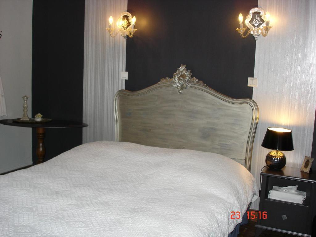 Logis Hotel Domaine Du Moulin Saint-Avold Værelse billede